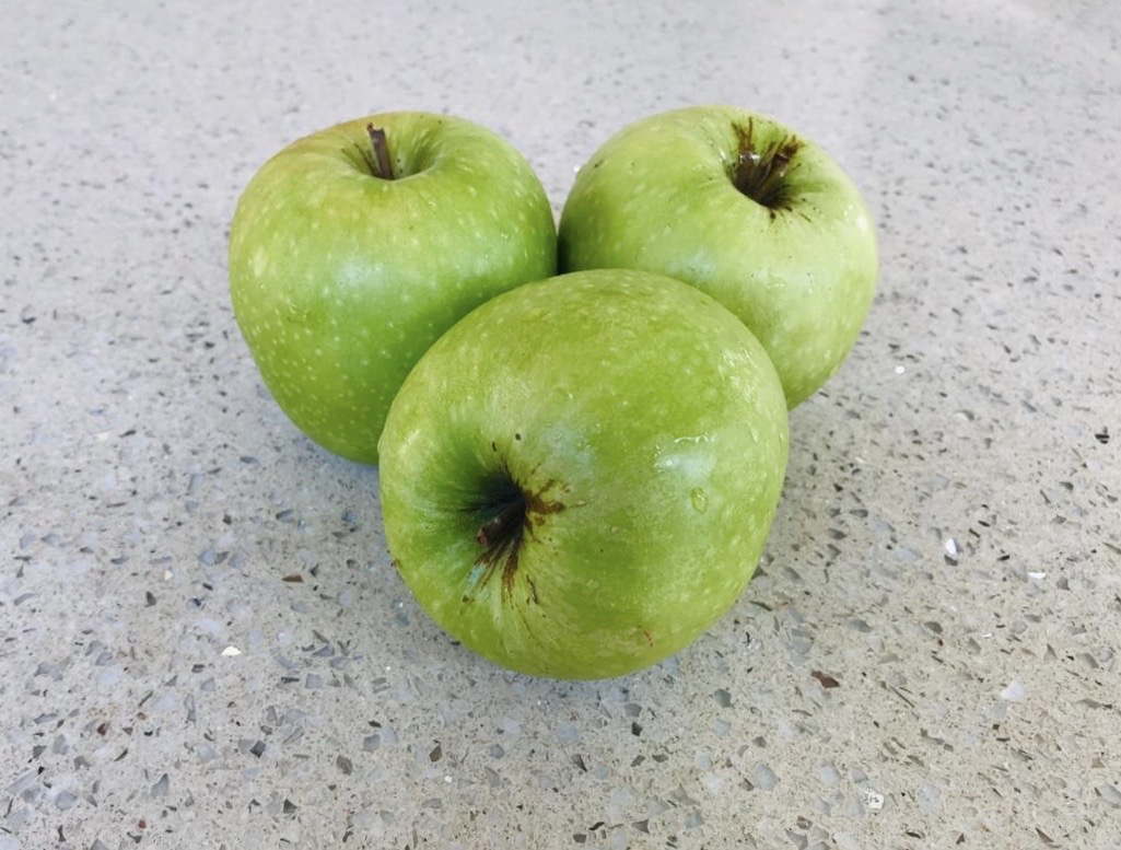 pommie apple